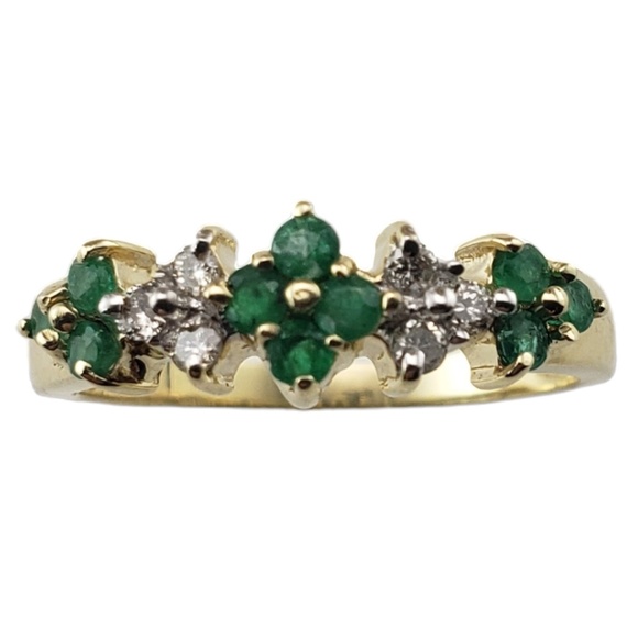 Vintage 14 Karat Yellow Gold Emerald and Diamond Ring Size 7 #15631 - Picture 2 of 8